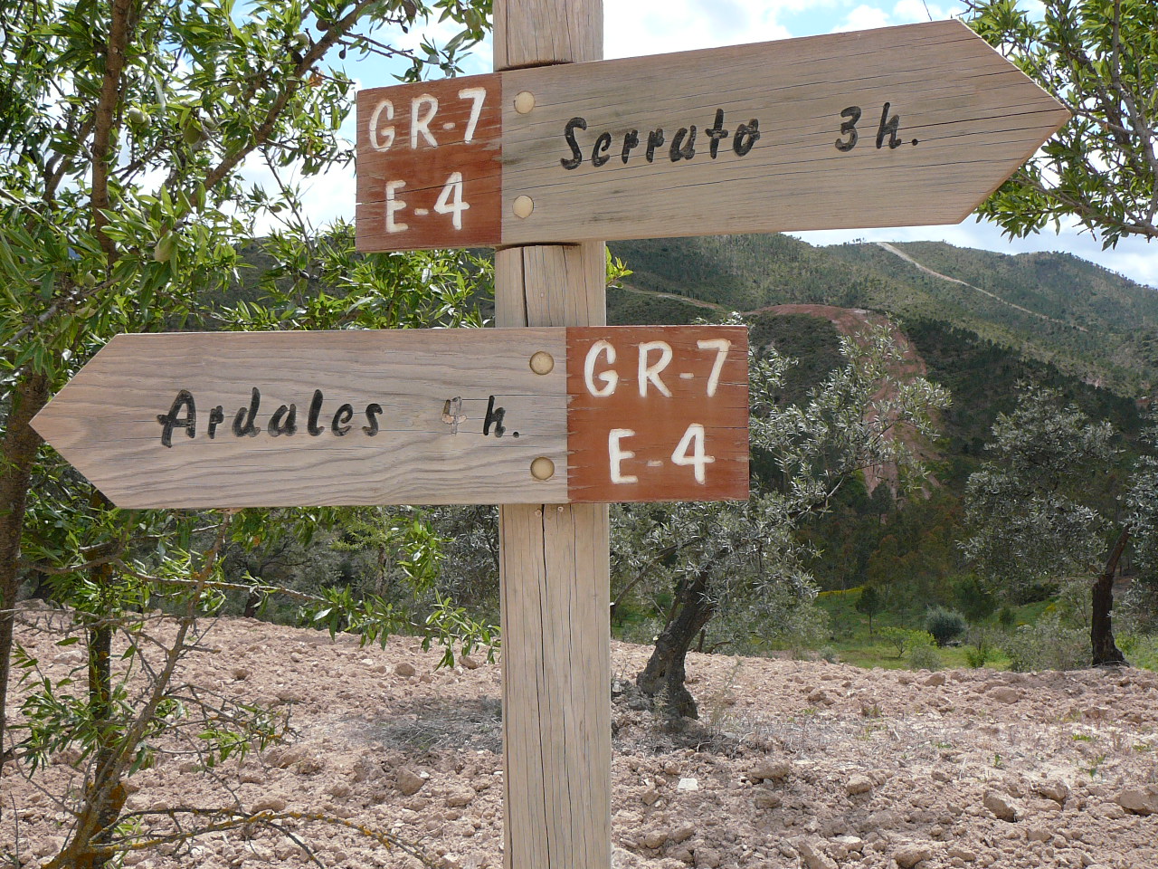 Ronda - Ardales (province de Málaga) 2ème balise du jour ! Après 7 heures de marche