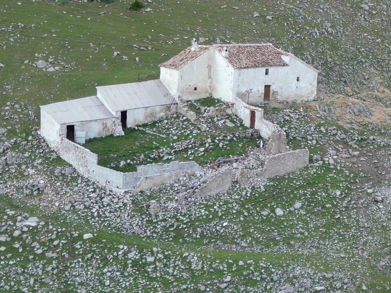 Frailes - Carchelejo (province de jaén) Autre ferme abandonnée 