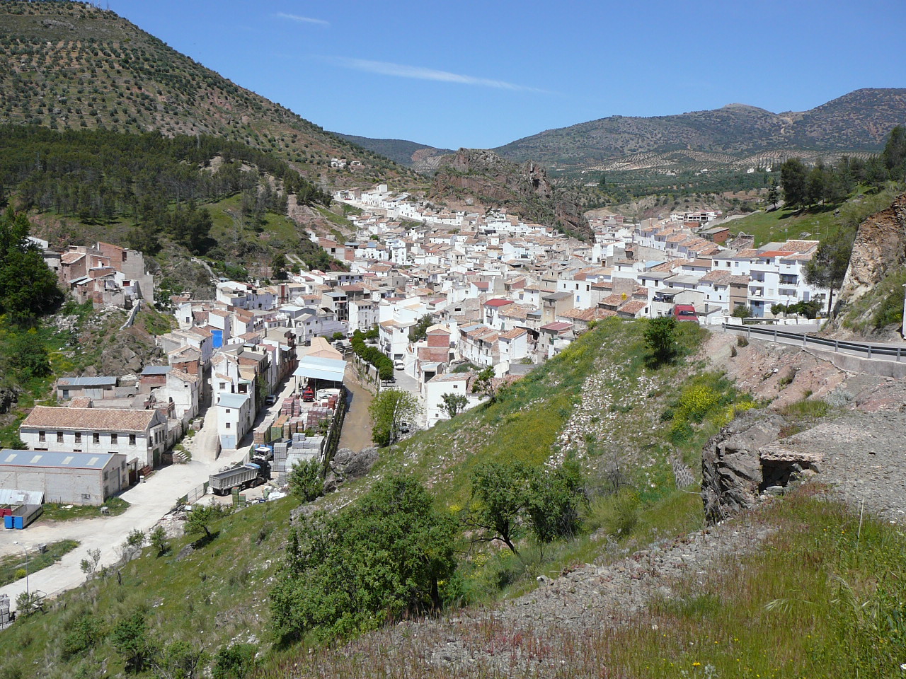 Carchelejo - Cambil (province de jaén) Le village de Cambil 